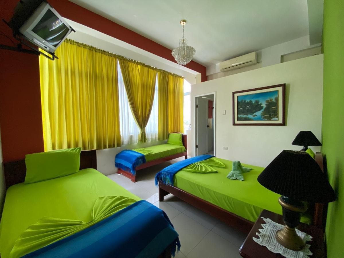 Hostal Puerto Azul Манта Екстер'єр фото